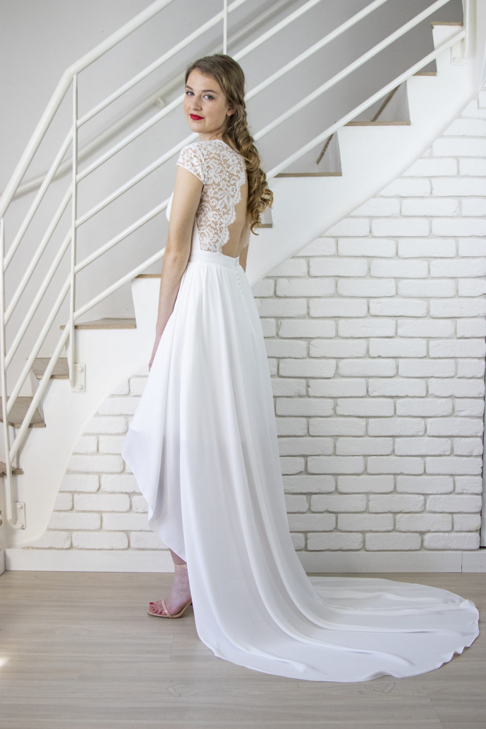 23984 Coupe évasée Col Rond Asymétrique Dentelle Robe De Mariée Jjshouse