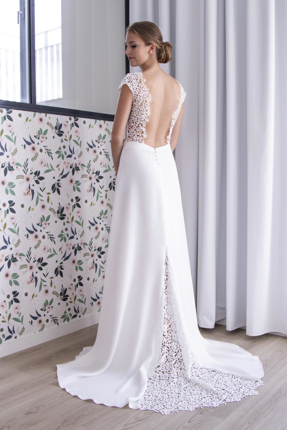 robe de mariée fluide dos nu