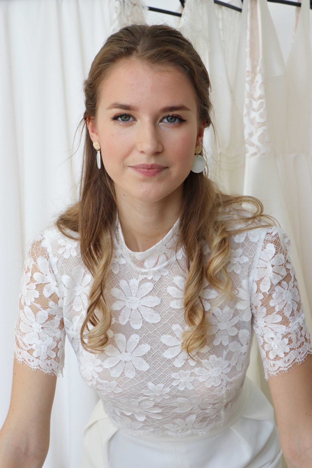 Sous pull dentelle mariage discount